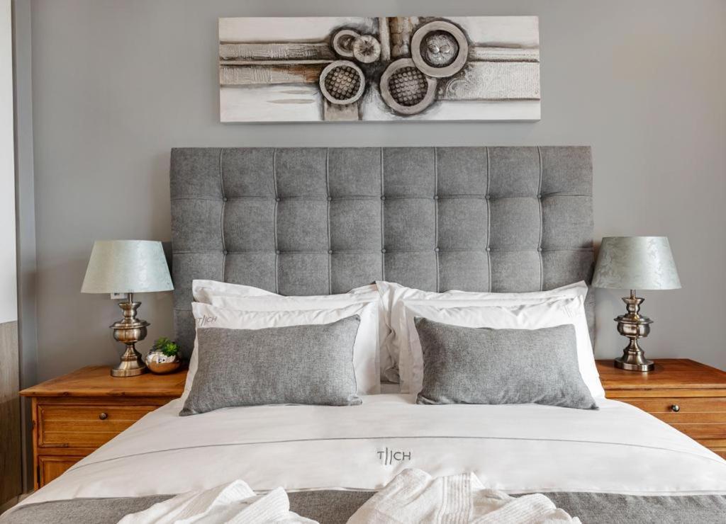 Menlyn Maine Residence Unit 1419 Pretoria Luaran gambar