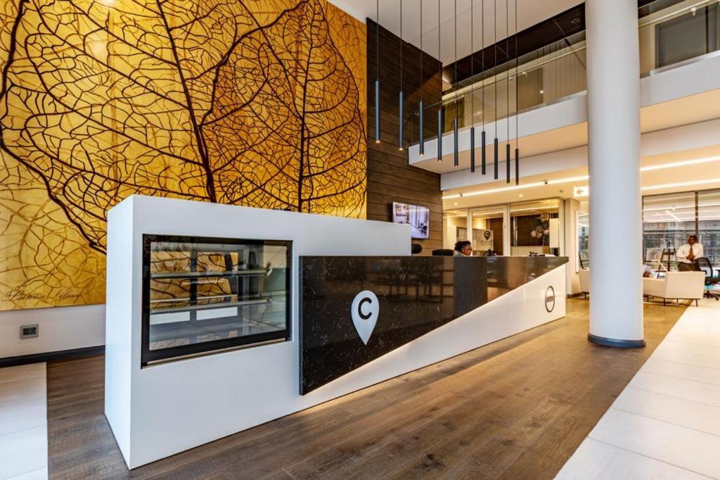 Menlyn Maine Residence Unit 1419 Pretoria Luaran gambar